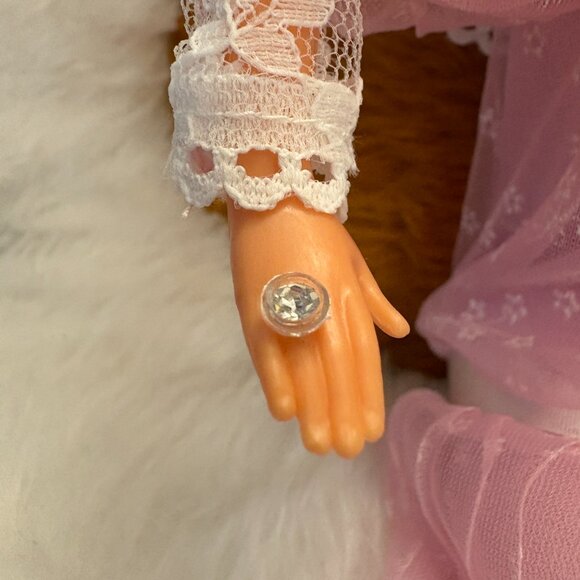 Barbie The Heart Family Mom 1984 Mattel Original Dress / Ring 9078 (SKU: 328TO) - Picture 10 of 16